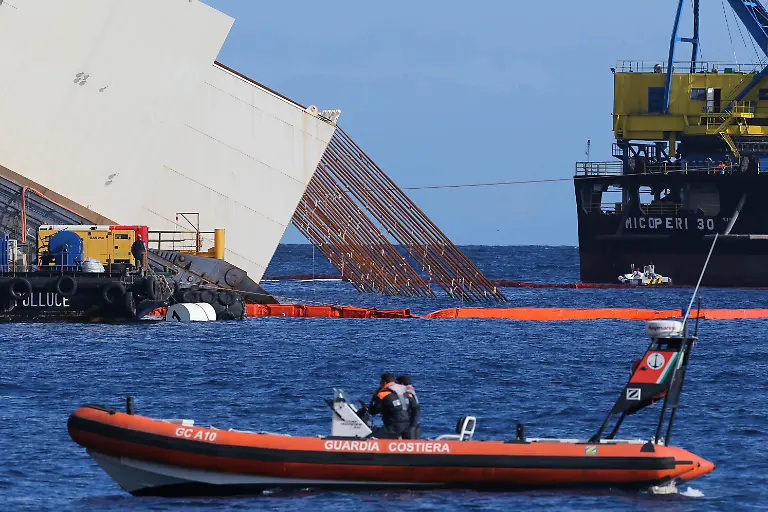 32866000B8A365EB-jpg4912892537813456223