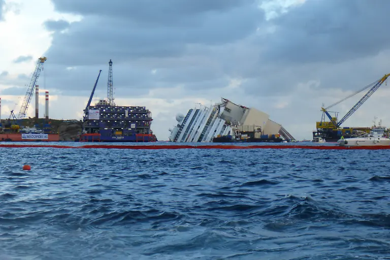 3286600010D33C23-jpg1669773011704856535