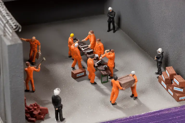 linke-4-8-gefaengnis