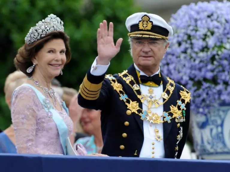 Koenig-Carl-XVI-Gustaf-und-Koenigin-Silvia