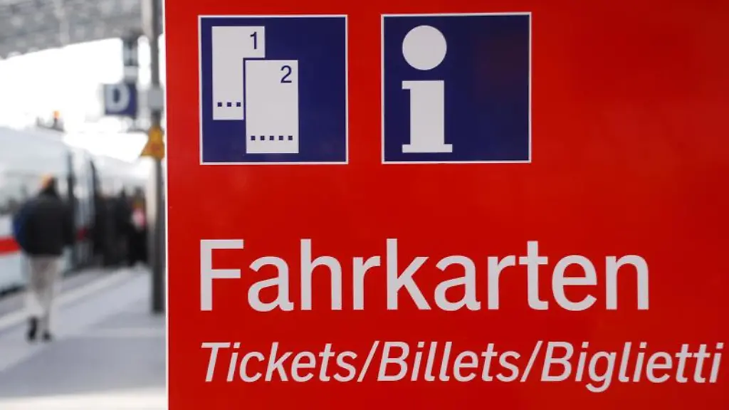 Neue-Betrugsmasche-Kriminelle-verkaufen-derzeit-Bahntickets-die-sie-mit-gehackten-Kreditkarten-gekauft-haben-Wer-solche-Tickets-nutzt-macht-sich-unter-Umstaenden-strafbar