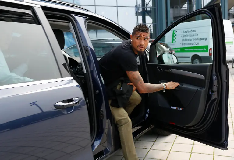 2013-08-30T122725Z-1802906020-BM2E98U140P01-RTRMADP-3-SOCCER-GERMANY-JPG8289858032773059948