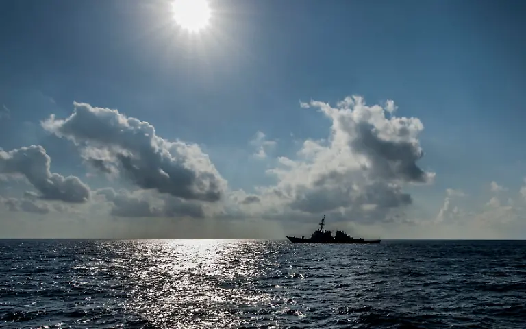 130616-N-KA046-009-USS-Barry