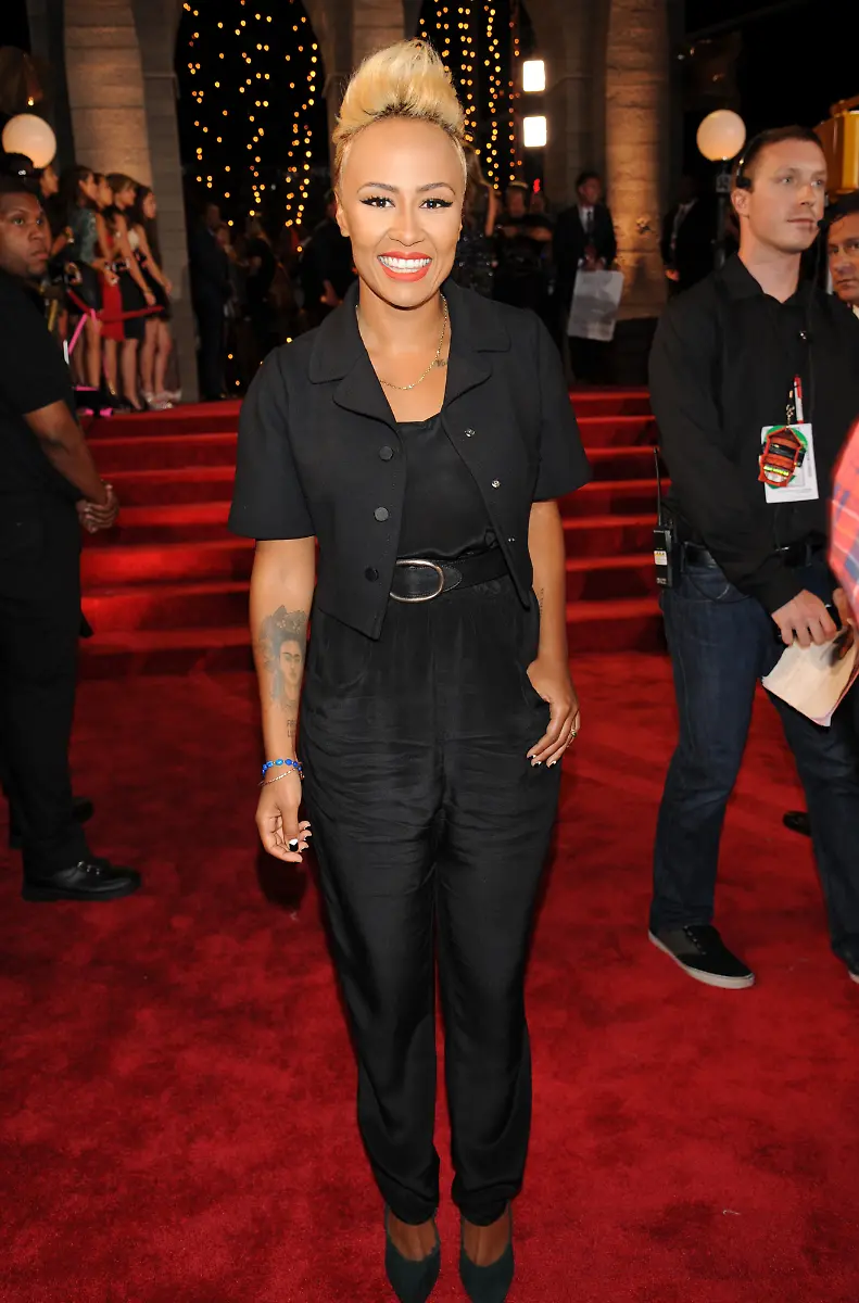 3286340014C6CCCE-jpg8014339399433140542