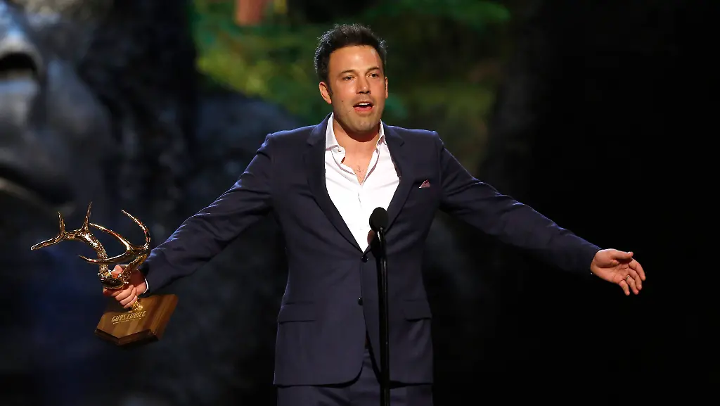 2013-08-23T021401Z-148262623-GM1E96917G001-RTRMADP-3-FILM-BENAFFLECK-BATMAN-JPG7490705403499814969