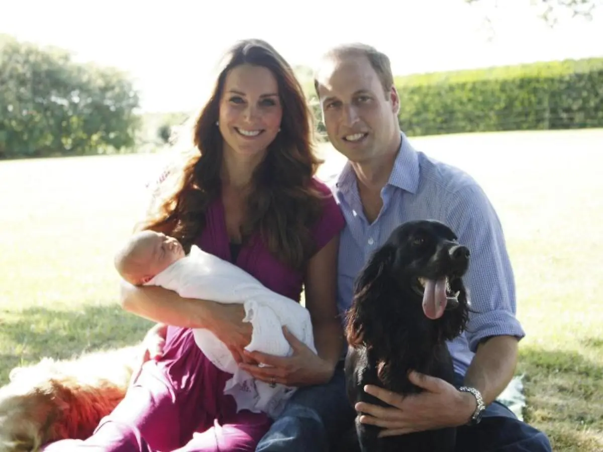 Familienidyll-mit-Herzogin-Kate-Prinz-William-hund-und-nicht-zuletzt-Prinz-George