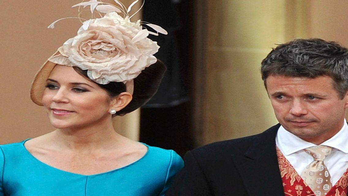 2011-07-02T174142Z_01_MCOP559_RTRMDNP_3_MONACO-WEDDING.JPG7506271228563211741.jpg