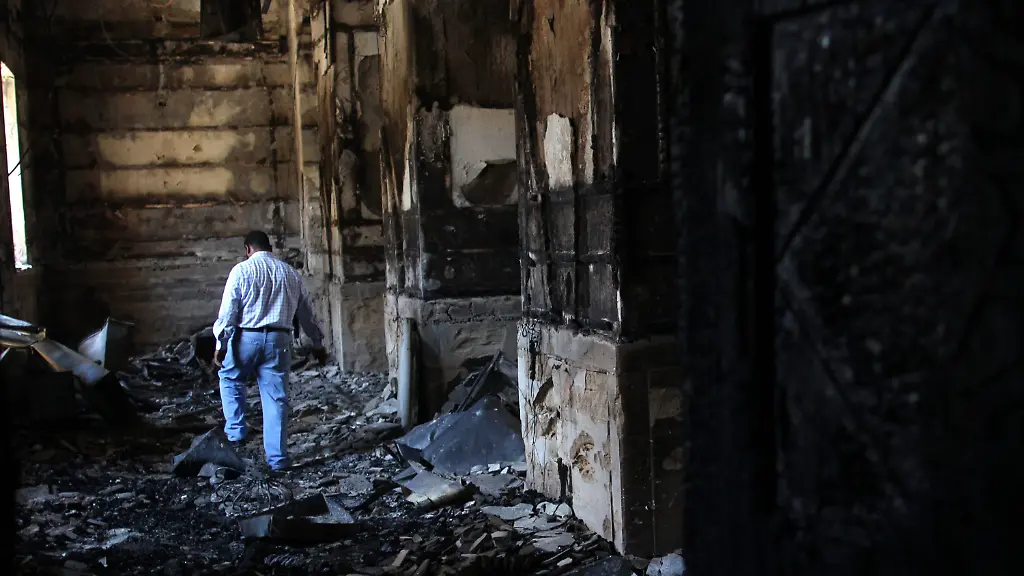 3def3953-jpg7053419749103422394