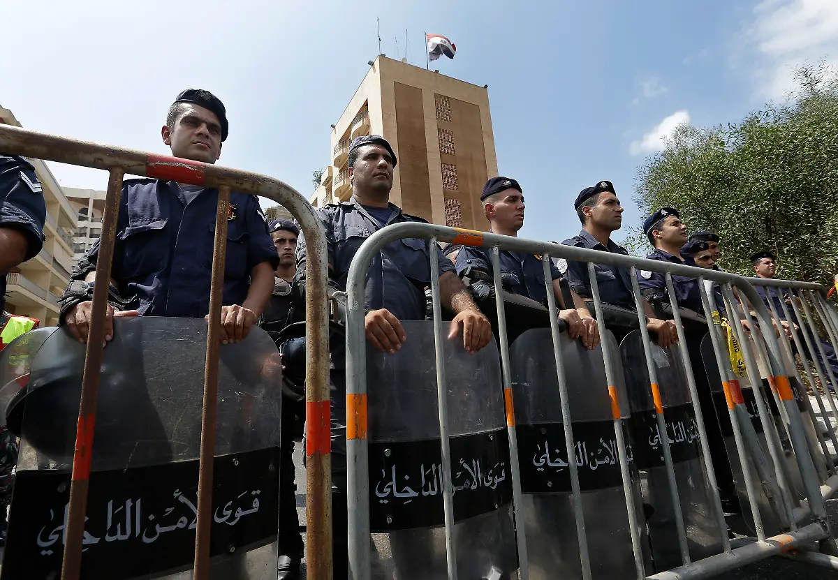 32861C00151D3C92-jpg8399411187133099040