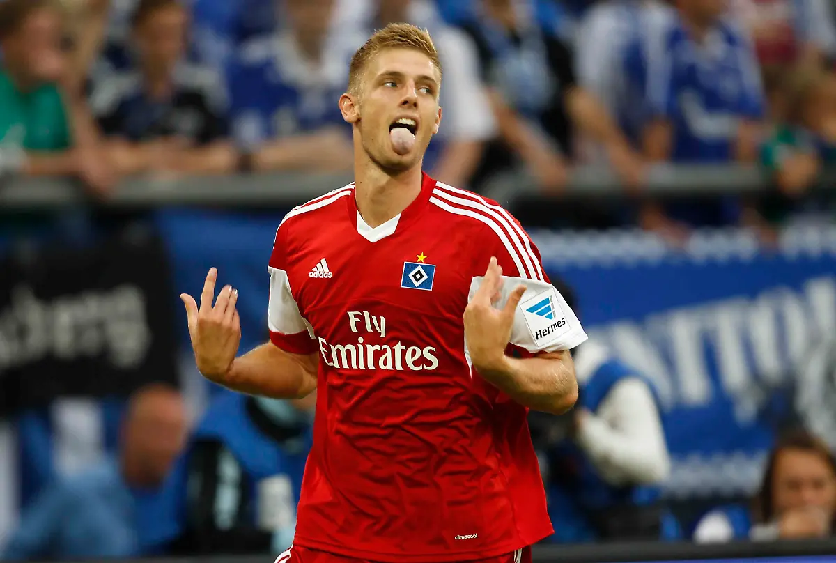 2013-08-11T165838Z-162683780-GM1E98C02ND01-RTRMADP-3-SOCCER-GERMANY-JPG8664530316154112244