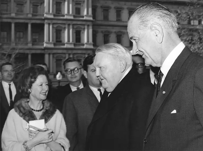 erhard-Johnson-20121965