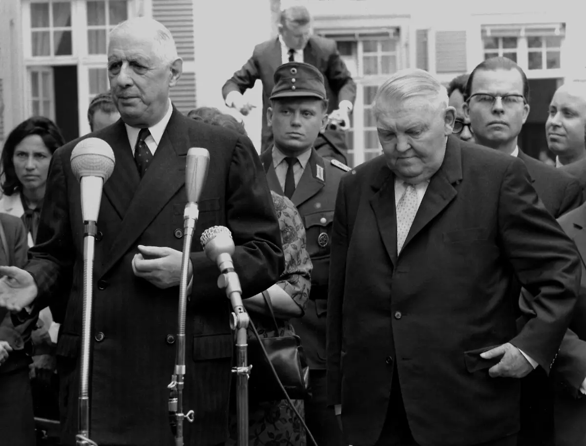 erhard-deGaulle-Schaumburg-03071964