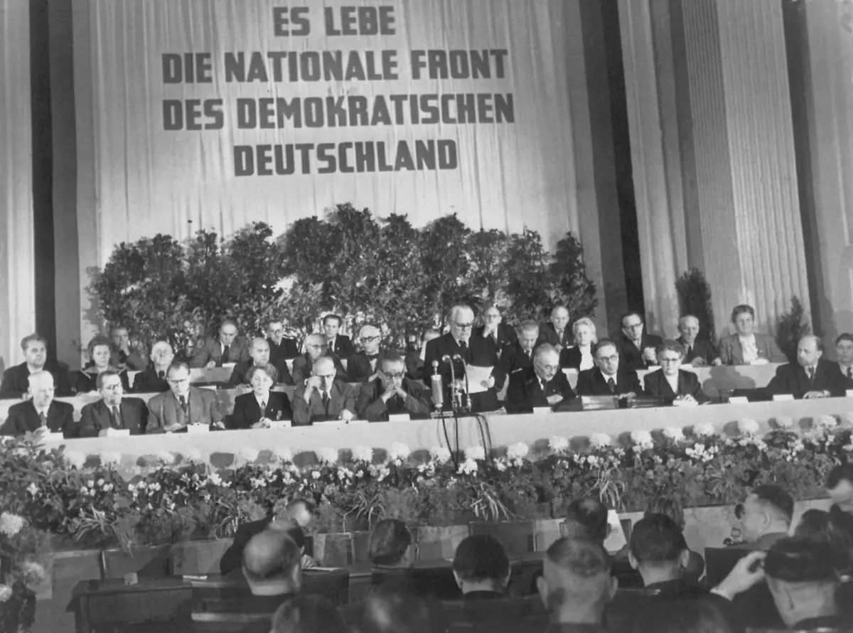 DDR-Gruendung-07101949