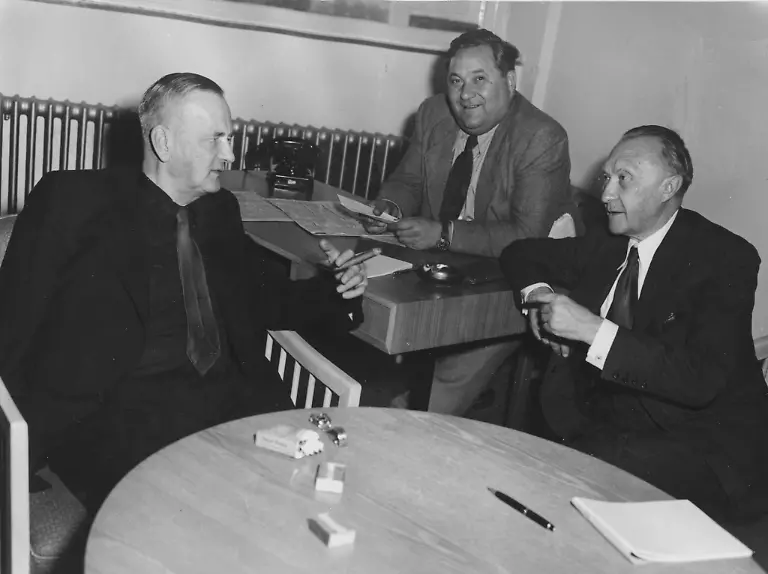 Adenauer-Schumacher-10091949