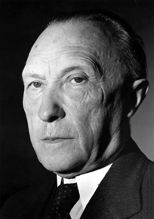 Adenauer-Portraet-1949