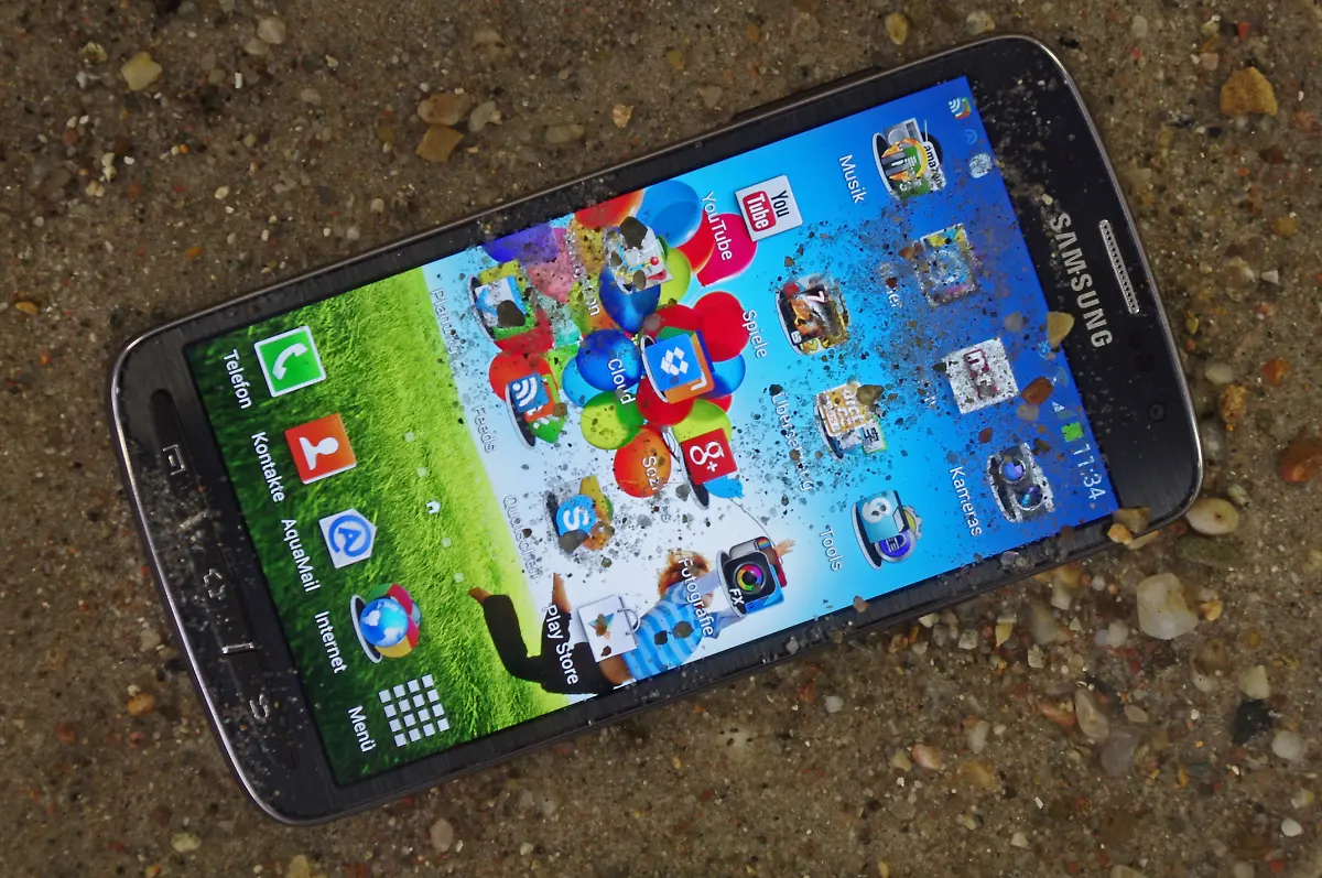 Galaxy-S4-Active-Wasser