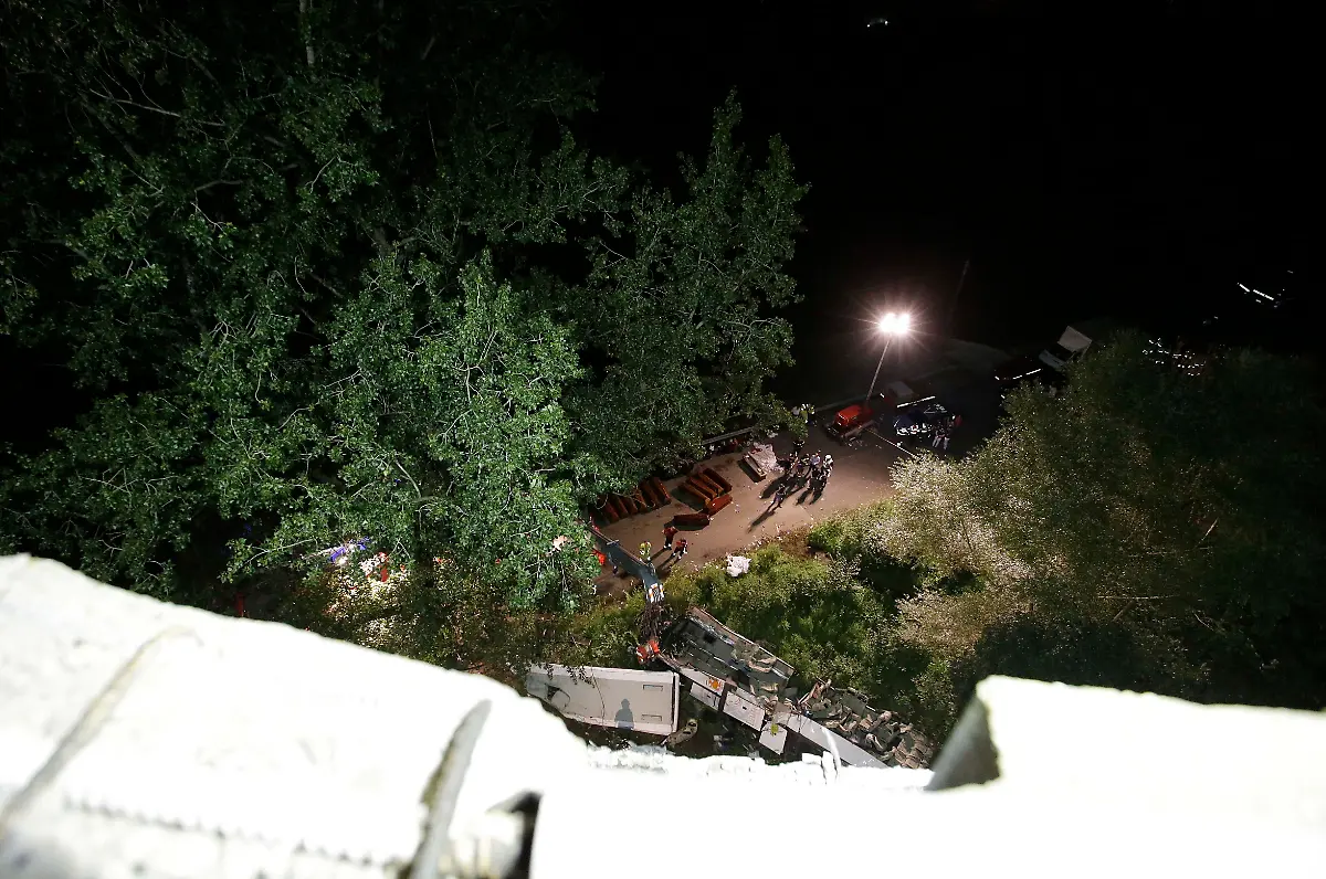 3285FA0027694A9A-jpg1038669796251799407