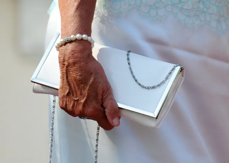 3d0j1847-jpg2710018587704938986