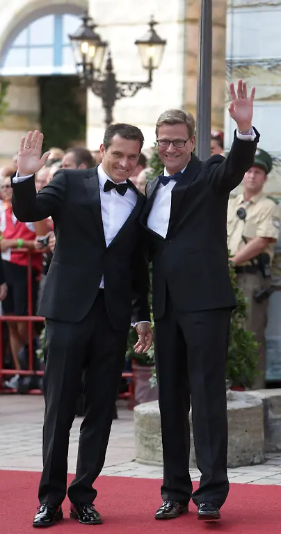 3285F20089259E31-jpg4656248960801972734