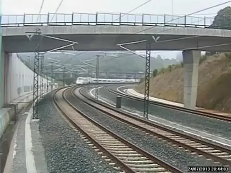 3285F2003B6CE651-jpg5855417004188476011