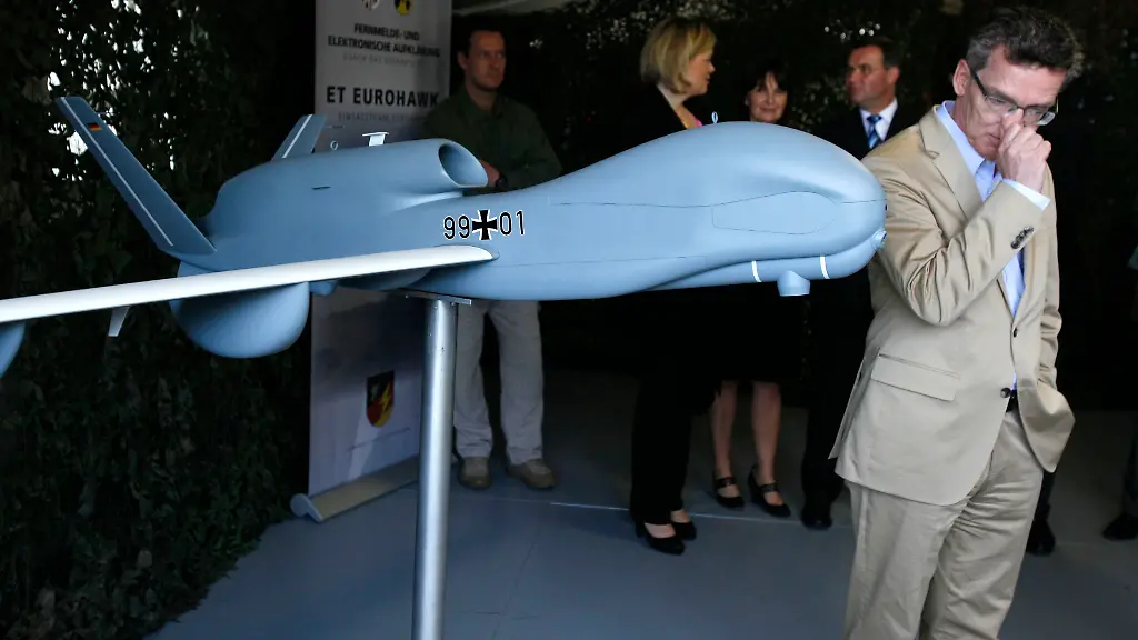 2013-07-22T094431Z-2039797832-BM2E77C0WCG01-RTRMADP-3-GERMANY-JPG7017180532614526027