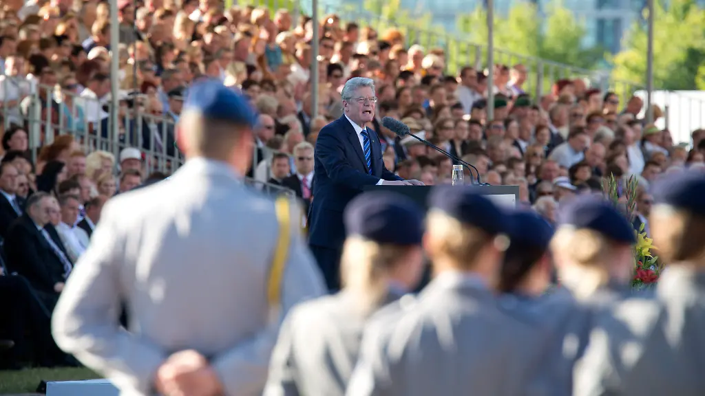 3cx63557-jpg7443643923597354323