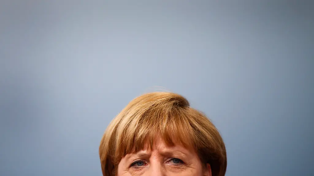 2013-07-18T155453Z-1206139612-BM2E97I1DB401-RTRMADP-3-GERMANY-MERKEL-JPG3024808501932822631