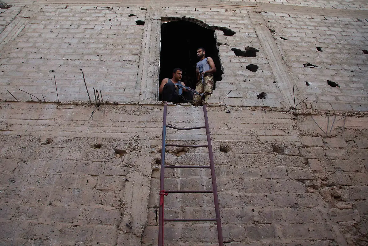 2013-07-11T104959Z-1648382557-GM1E97B1FJJ01-RTRMADP-3-SYRIA-CRISIS-JPG6520081750747857465