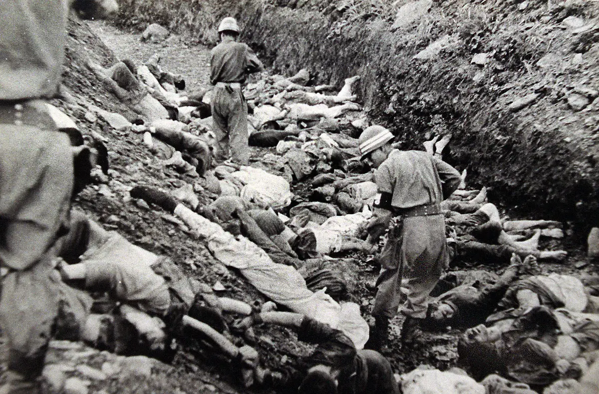 42-Exekution-politischer-Gefangener-durch-den-Norden