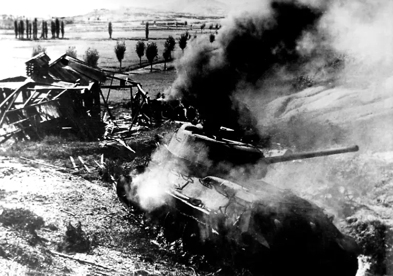 01-Russischer-Panzer