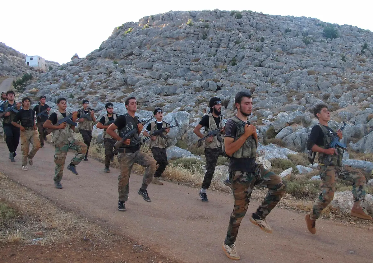 2013-07-08T215301Z-969789315-GM1E9781S8F01-RTRMADP-3-SYRIA-CRISIS-JPG9140668626661323092