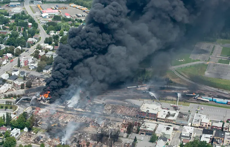 3285CE0095F330B0-jpg8563592760289780157