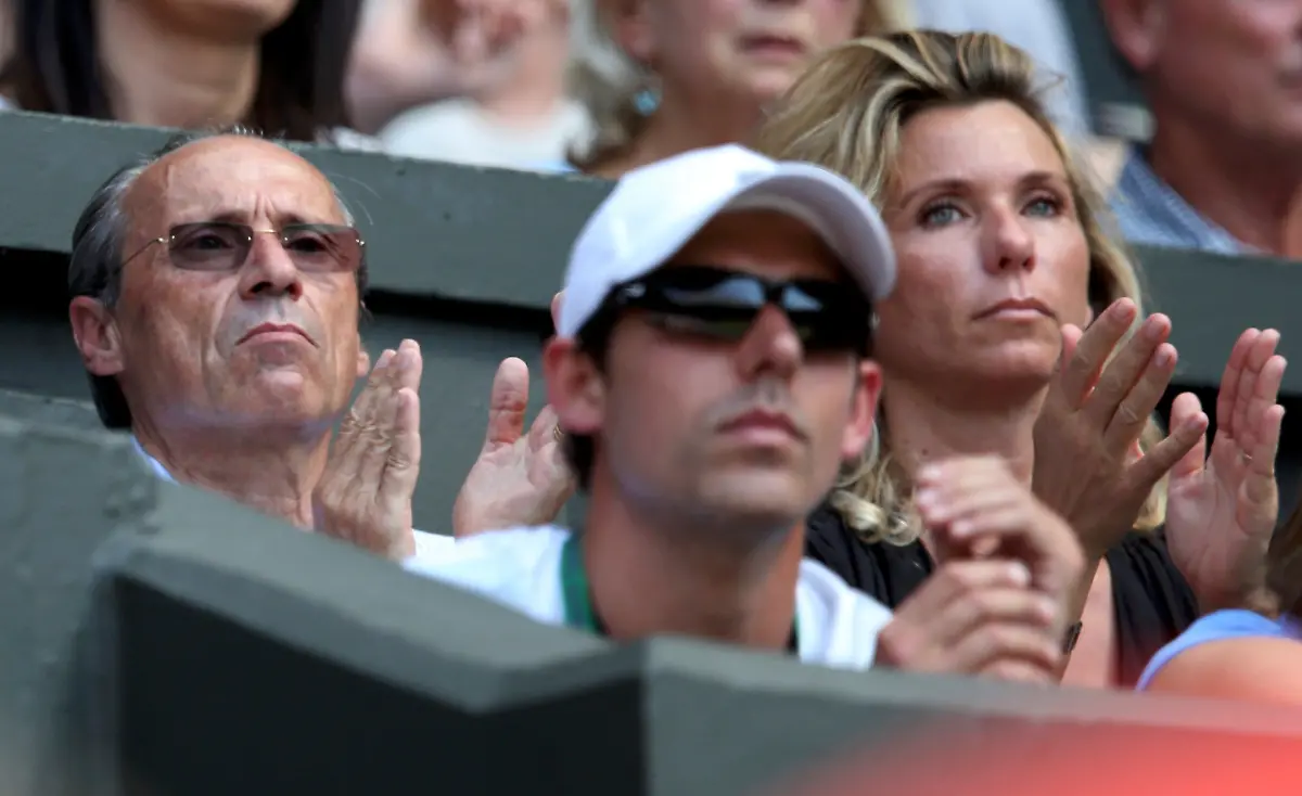 2013-07-06T161214Z-631848815-LR2E9761903OF-RTRMADP-3-TENNIS-WIMBLEDON-JPG2372217796688531711