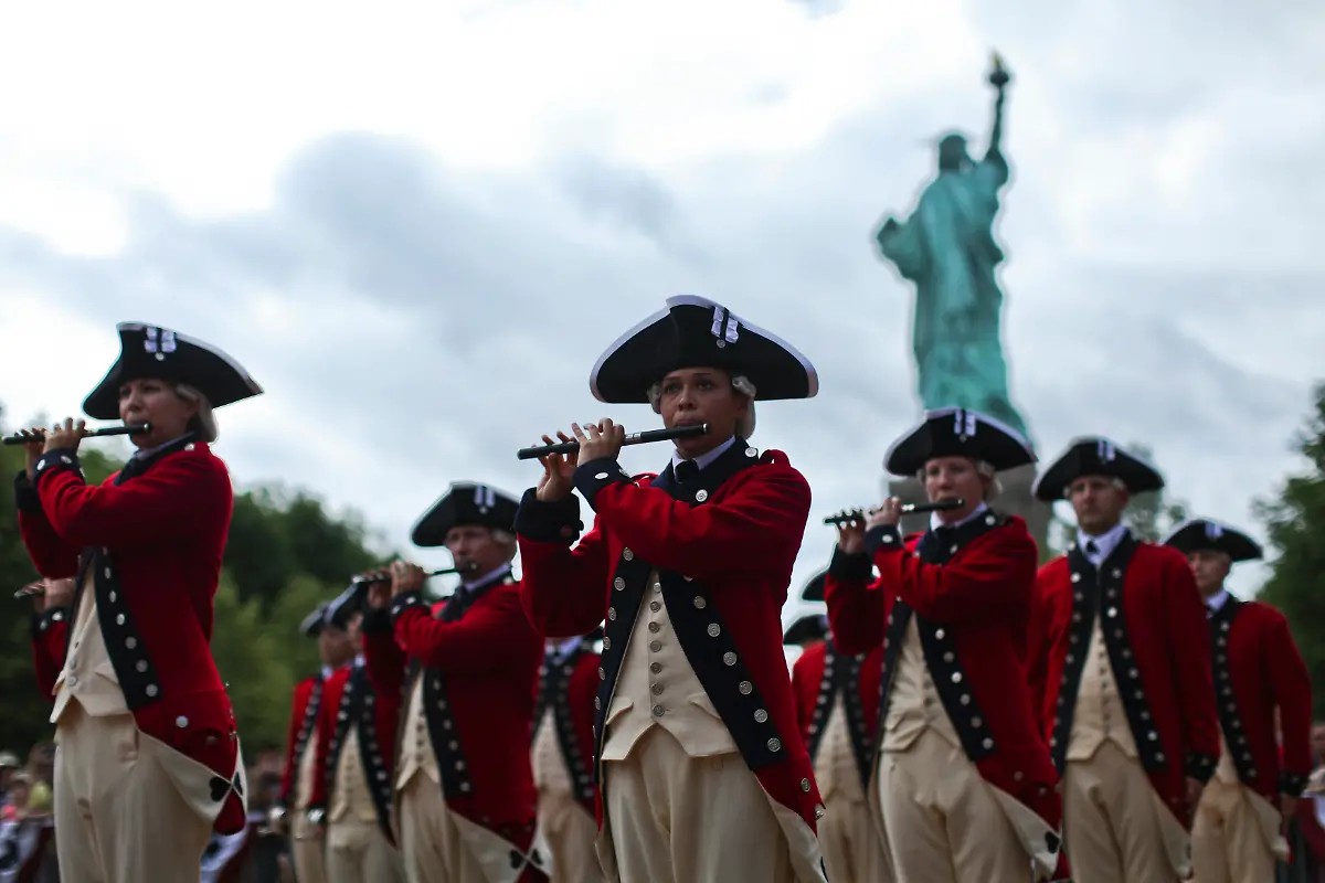 2013-07-04T212112Z-879259909-GM1E975025N01-RTRMADP-3-USA-JULYFOURTH-JPG1634447269833091234