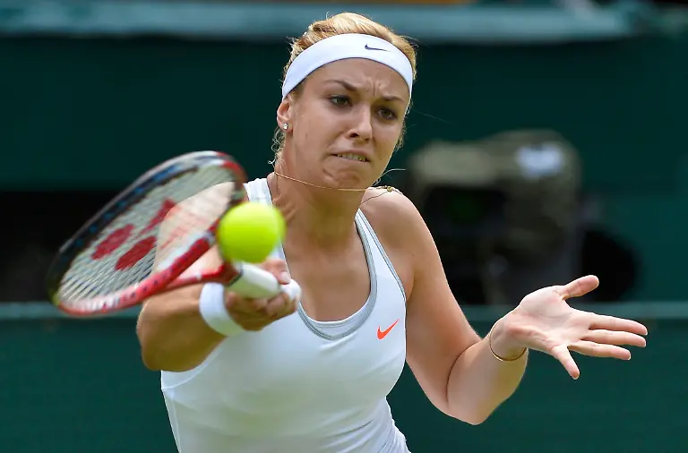 2013-07-01T124652Z-1917078127-LR2E9710ZHUCF-RTRMADP-3-TENNIS-WIMBLEDON-JPG2695190738823694131