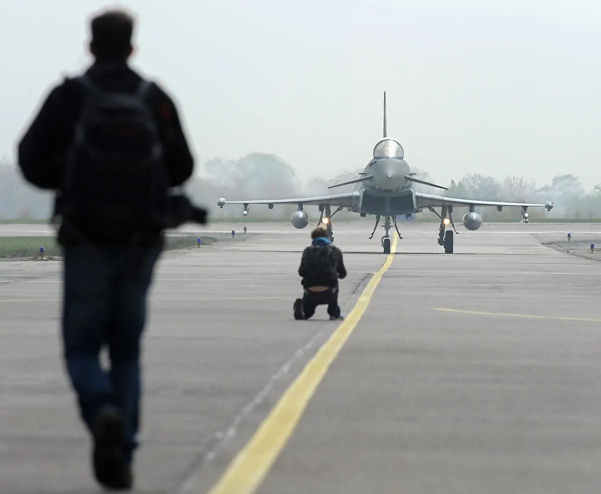 3cg50004-jpg3947895084891433548