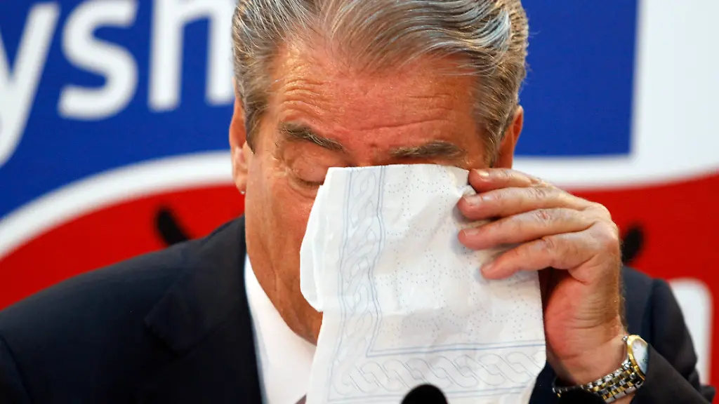 2013-06-26T194907Z-761189847-GM1E96R0A5401-RTRMADP-3-ALBANIA-ELECTION-JPG4165441913574478307