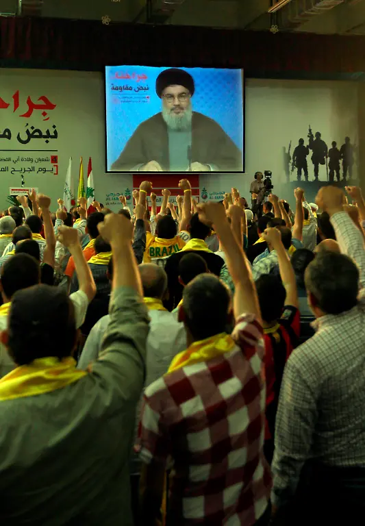 32859C00F69E4B1F-jpg1132815253337712624