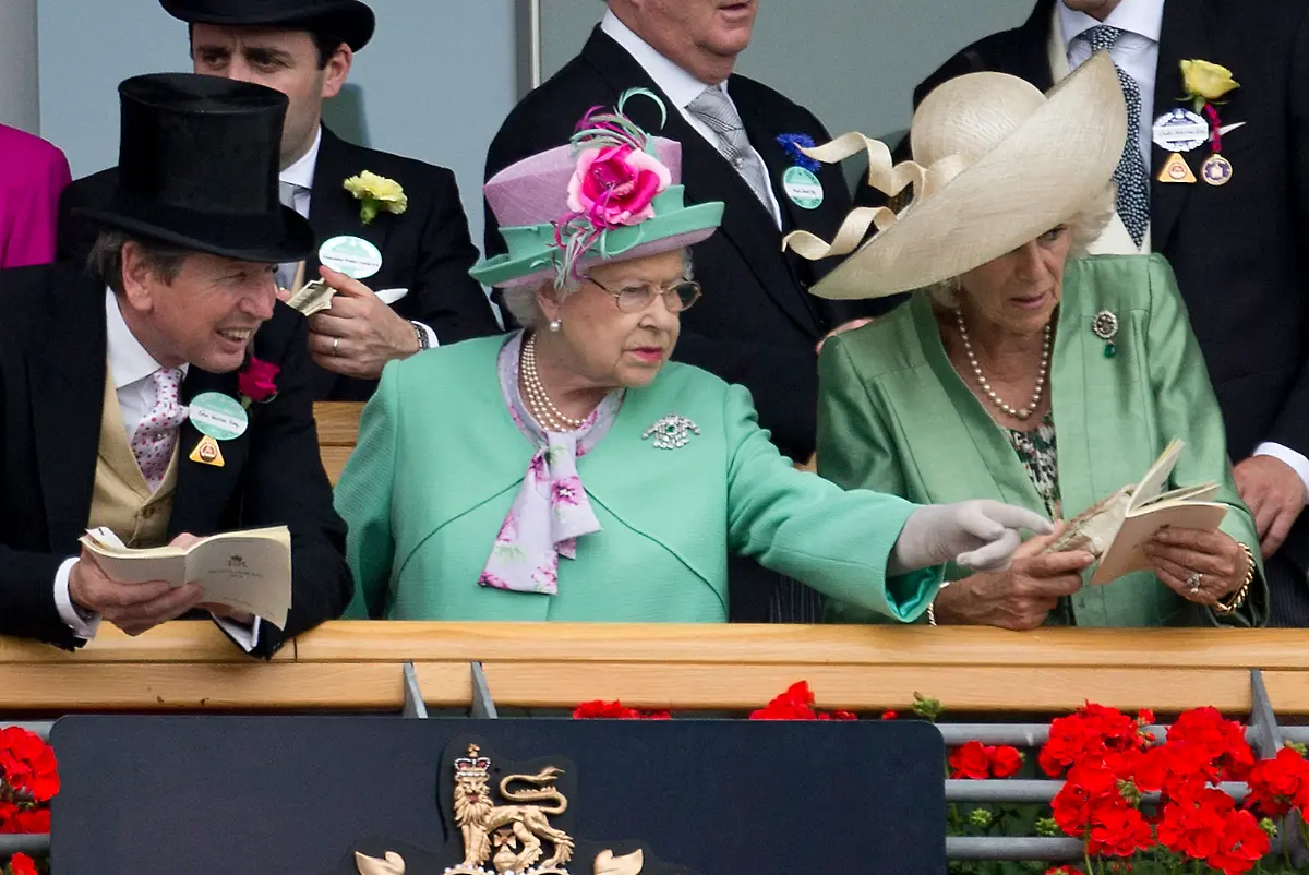 3285A6000EAC3185-jpg5986514581852810392