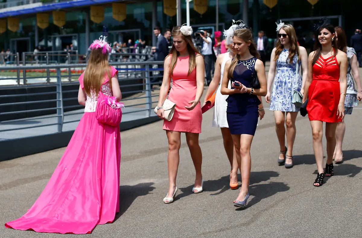 2013-06-19T132556Z-1011540417-GM1E96J1NG601-RTRMADP-3-HORSERACING-ASCOT-JPG9183163775787011512