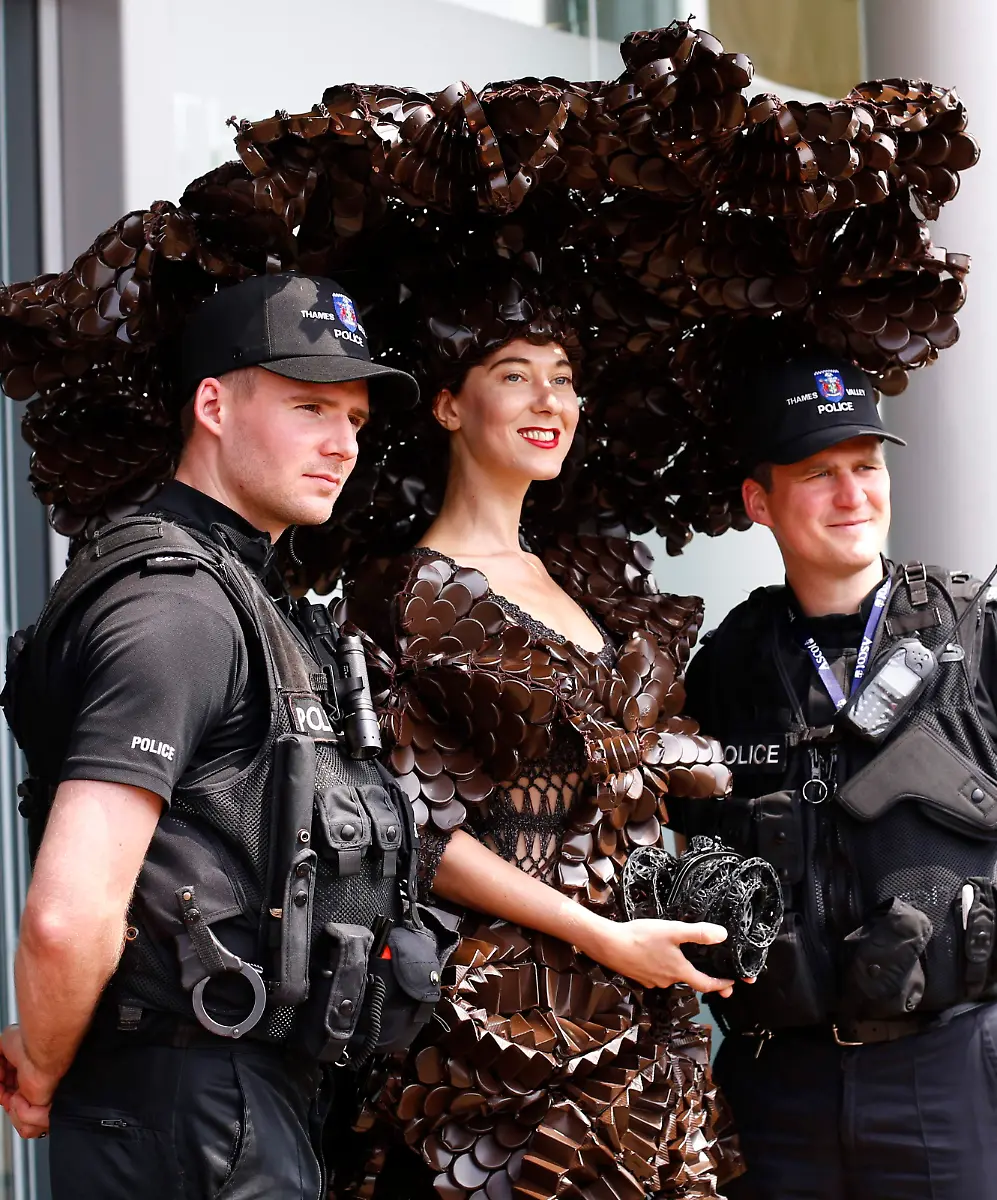 2013-06-19T132639Z-446141263-GM1E96J1NIK01-RTRMADP-3-HORSERACING-ASCOT-JPG1449942833497578795