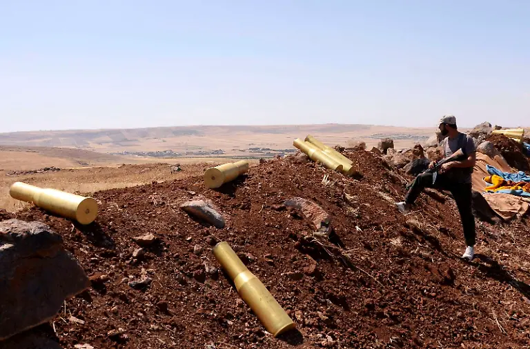 2013-06-16T182655Z-551197015-GM1E96H06KD01-RTRMADP-3-SYRIA-CRISIS-JPG3775118347166921621