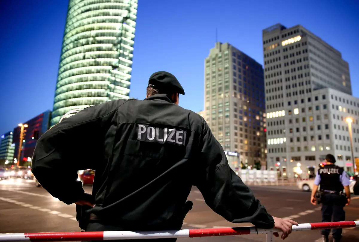 3cbk2659-jpg1588148074187375026