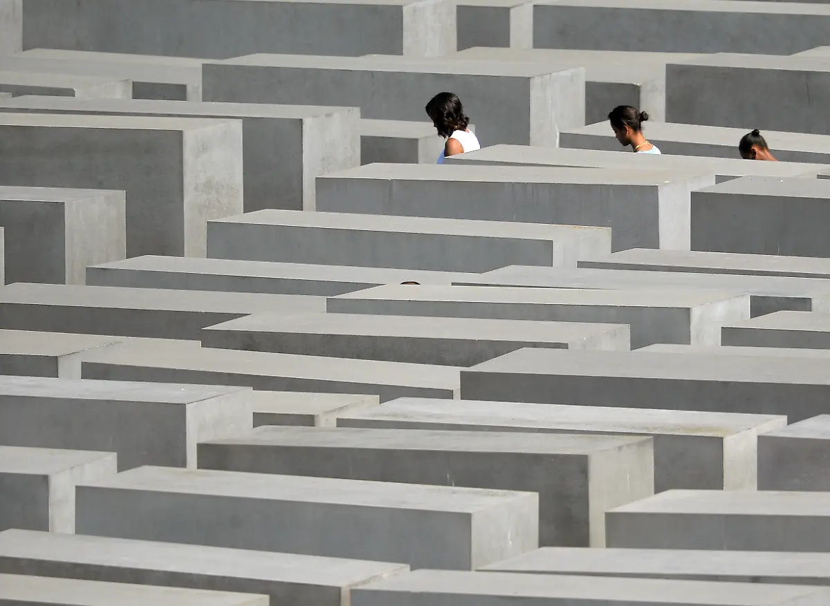 3cbm1858-jpg1775441982149311225