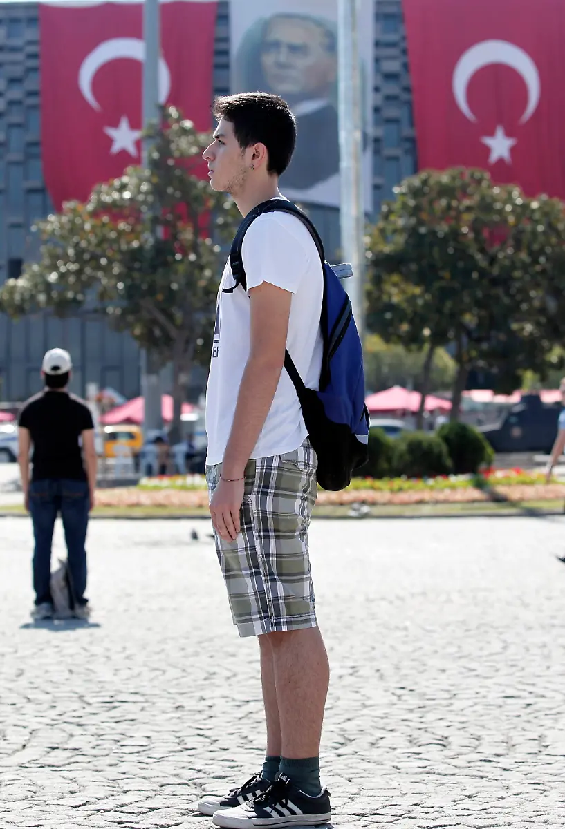 3cax5952-jpg1291827288630844362