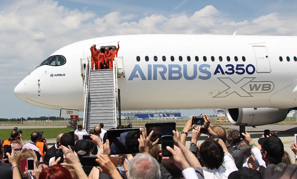 32859C00DF650483-jpg5241891432413695964