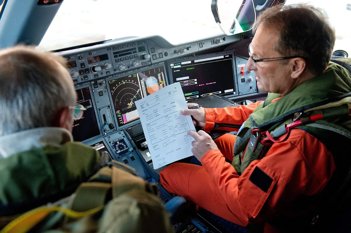 3c8g1219-jpg451692798941715212