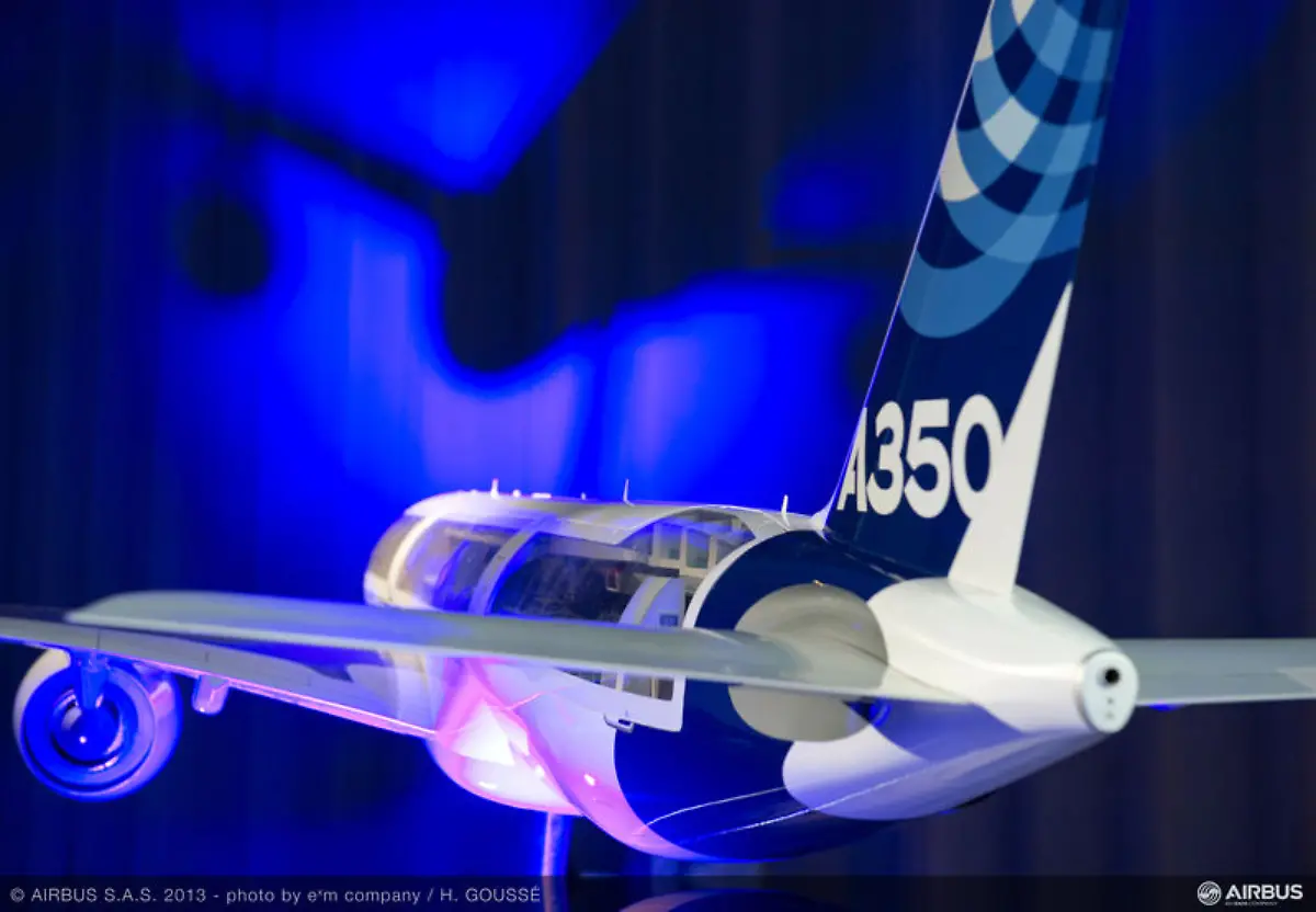 Airbus-2013-NYPC-ambiance-A350-mock-up