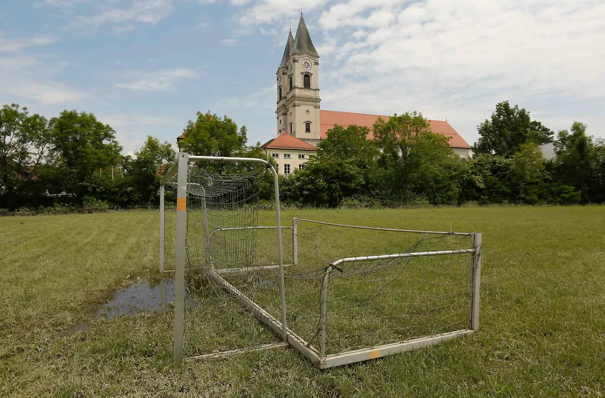 7321575974573371024-2