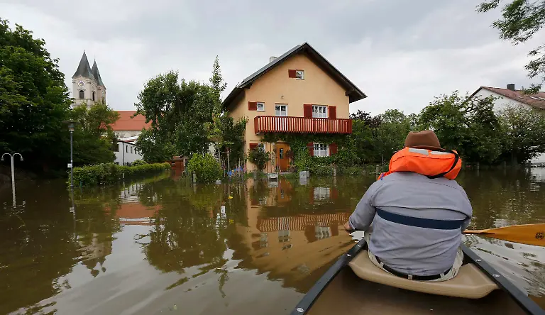 2401846002013996888-1